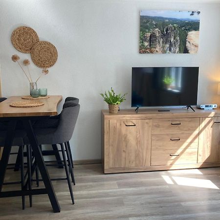 Sandstein-Ferien, Kamin, Fewo "Wanderfalke", Zentral & Ruhig, Terrasse, Saechs Schweiz Königstein Esterno foto